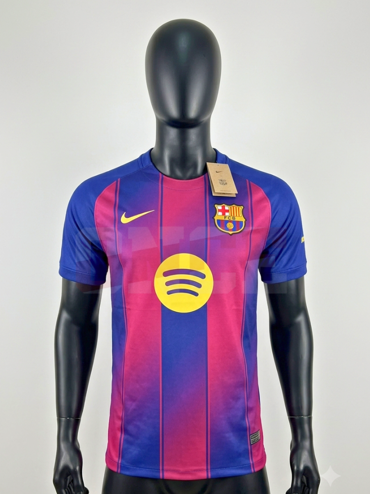 Barcelona 25/26 | Local | Més que un Club