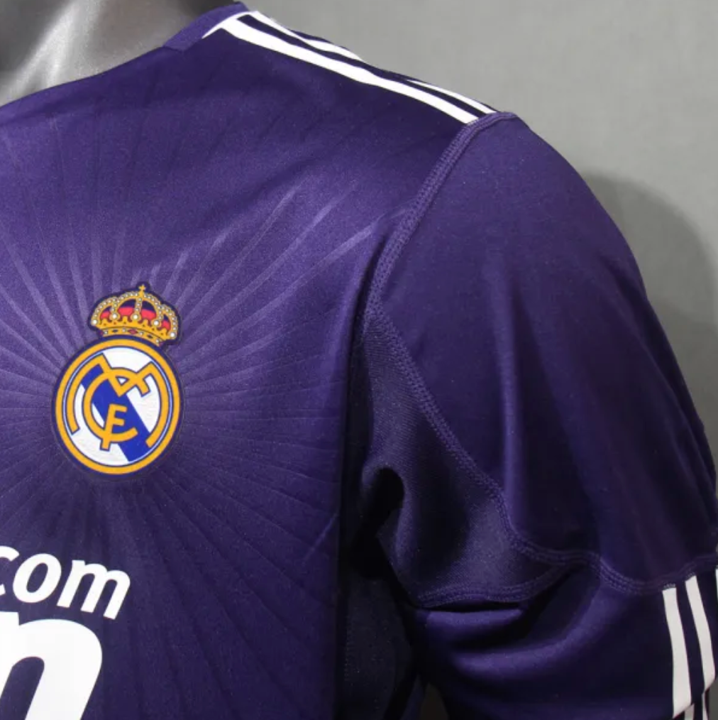 Real Madrid 10/11 | Visitante Morada | Versión Jugador