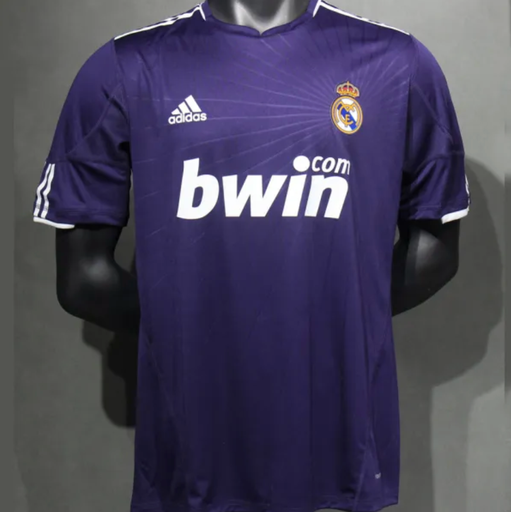Real Madrid 10/11 | Visitante Morada | Versión Jugador
